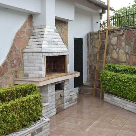 Vila Ss Kekezi Villa Gjirokaster Exterior photo